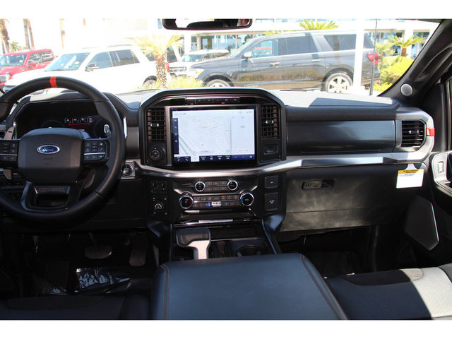 Photo 09